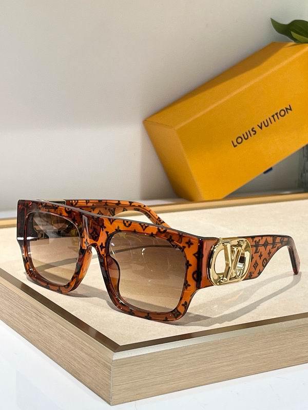 LV Sunglasses 807